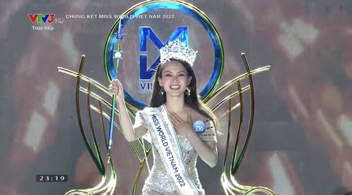 Học vấn 'khủng' của Tân Hoa hậu Miss World Vietnam 2022 Huỳnh Nguyễn Mai Phương - 1 Học vấn 'khủng' của Tân Hoa hậu Miss World Vietnam 2022 Huỳnh Nguyễn Mai Phương - 1