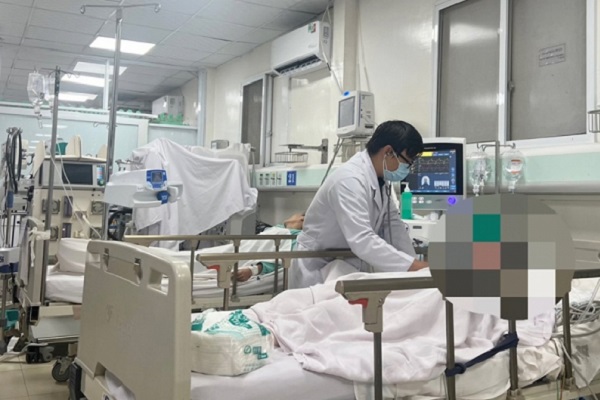 Hà Nội: Phát hiện, tịch thu gần 650 lít rượu 'lậu' chuẩn bị lên bàn nhậu - 6 Hà Nội: Phát hiện, tịch thu gần 650 lít rượu 'lậu' chuẩn bị lên bàn nhậu - 6