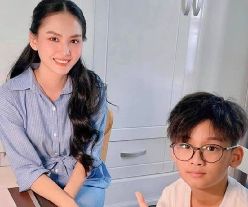 Sự thật về mối quan hệ tình ái giữa Hoa hậu Mai Phương và chồng cũ Lệ Quyên - 2 Sự thật về mối quan hệ tình ái giữa Hoa hậu Mai Phương và chồng cũ Lệ Quyên - 2
