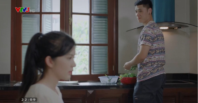 Gara hạnh phúc tập 24: Khải - Sơn Ca muốn thân mật nhưng bị Trung phá đám, Vân đối diện nguy hiểm cận kề - 5 Gara hạnh phúc tập 24: Khải - Sơn Ca muốn thân mật nhưng bị Trung phá đám, Vân đối diện nguy hiểm cận kề - 5
