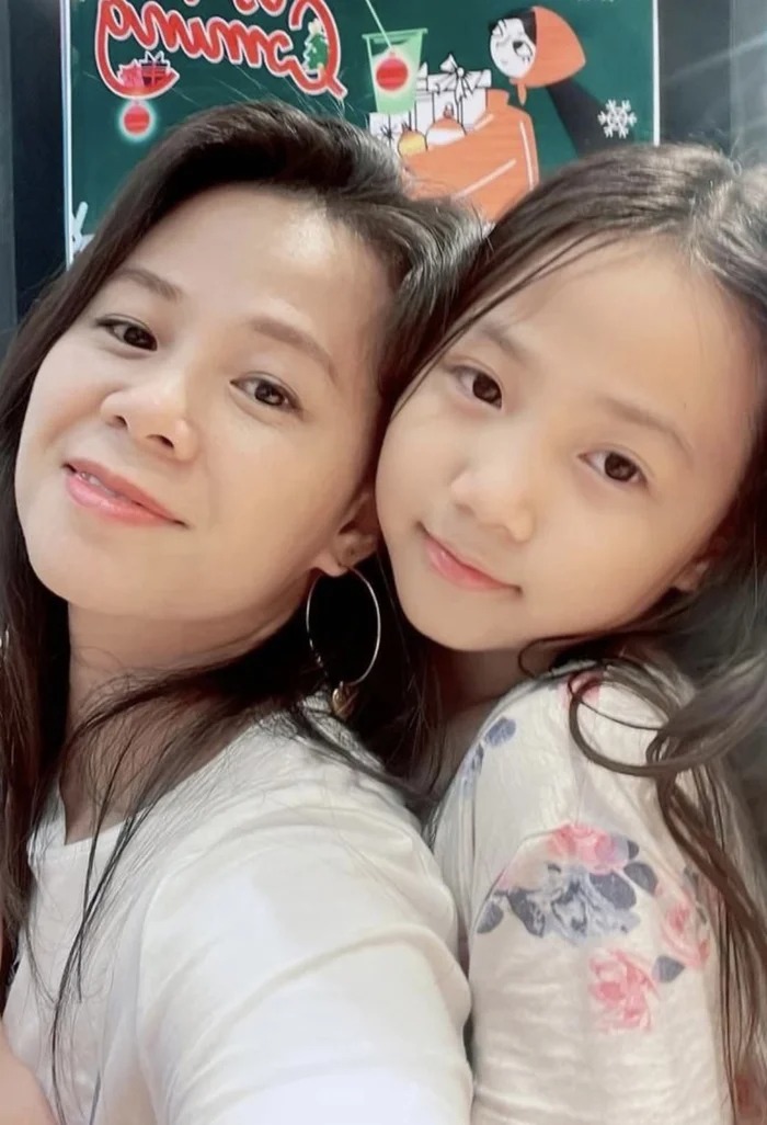 Giữa ồn ào chuyện tình cảm, con gái nói 1 câu khiến vợ shark Bình nghẹn lòng - 1 Giữa ồn ào chuyện tình cảm, con gái nói 1 câu khiến vợ shark Bình nghẹn lòng - 1