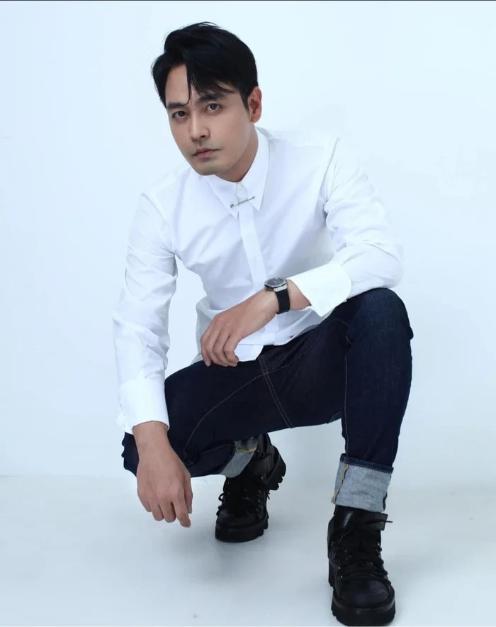 MC Phan Anh kêu gọi ủng hộ bà con miền Trung: Sử dụng tài khoản riêng, dặn dò bạn bè không đáp trả - 1 MC Phan Anh kêu gọi ủng hộ bà con miền Trung: Sử dụng tài khoản riêng, dặn dò bạn bè không đáp trả - 1