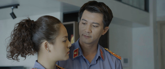 Phim Người Vợ Tốt của Việt Anh bất ngờ đổi tên, Hồng Diễm hóa luật sư minh oan cho người chồng phản bội - 4 Phim Người Vợ Tốt của Việt Anh bất ngờ đổi tên, Hồng Diễm hóa luật sư minh oan cho người chồng phản bội - 4