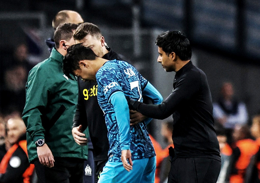 Son Heung-min gặp chấn thương kinh dị trước thềm World Cup, NHM Hàn Quốc đứng ngồi không yên - 1