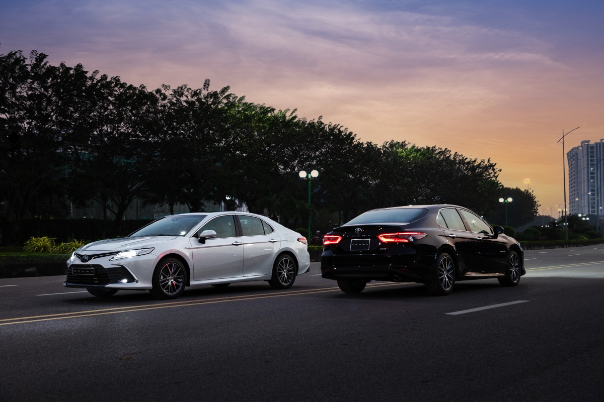 Giải mã lý do khiến Toyota Camry là sedan hạng D được chọn mua nhiều nhất - 3 Giải mã lý do khiến Toyota Camry là sedan hạng D được chọn mua nhiều nhất - 3
