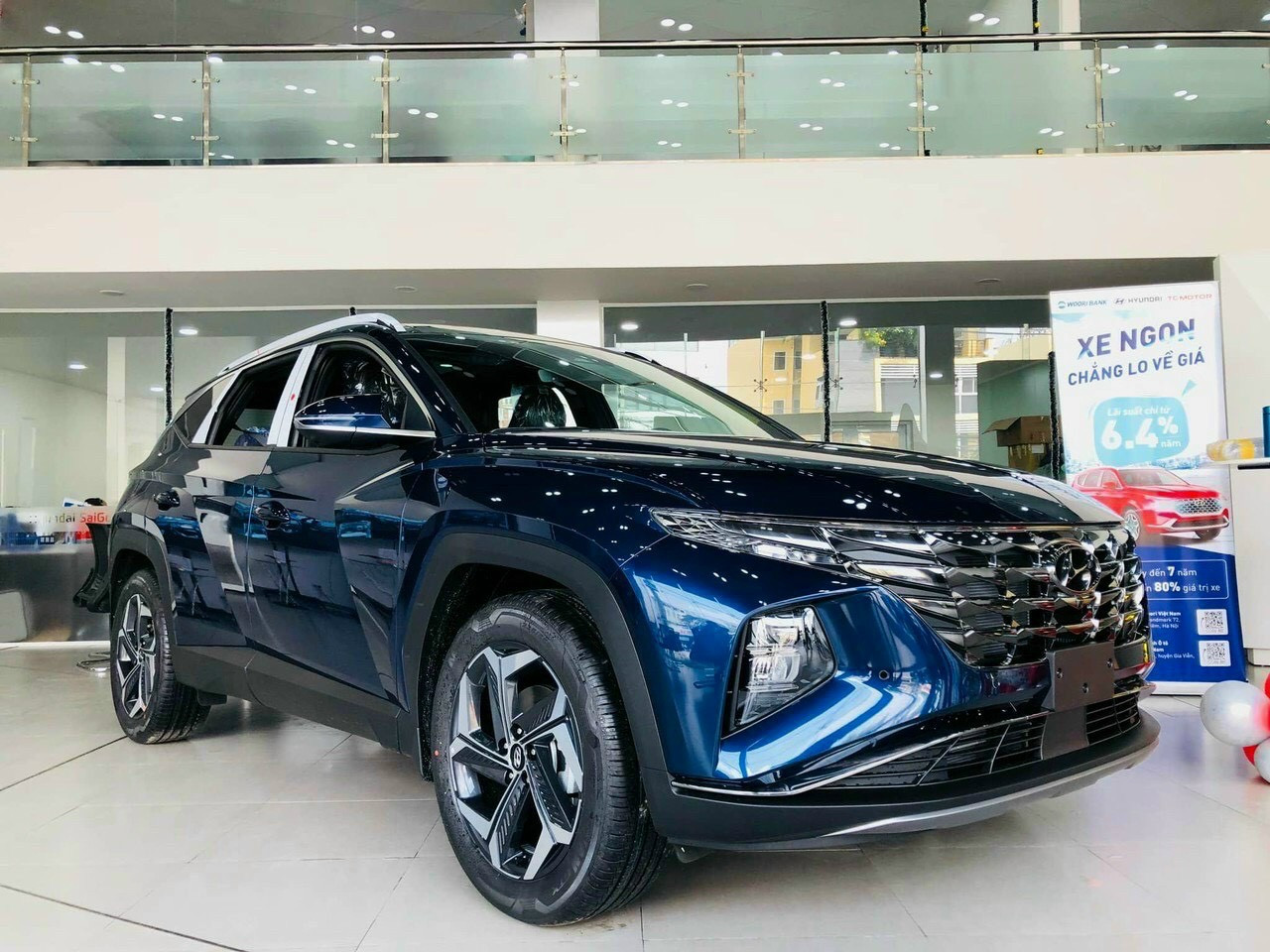 Cuối năm ô tô tăng giá, xe Ford bán 'bia kèm lạc' cả trăm triệu đồng - 2 Cuối năm ô tô tăng giá, xe Ford bán 'bia kèm lạc' cả trăm triệu đồng - 2