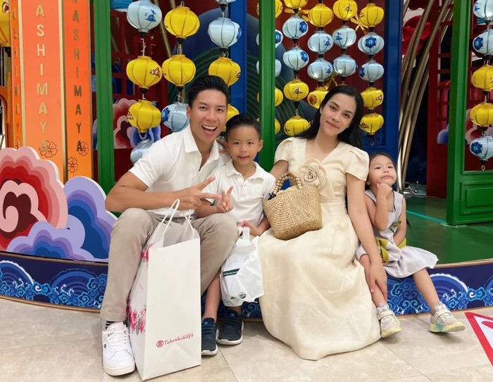 Cuộc sống hôn nhân của 'O Sen' Ngọc Mai: Chồng hết mực cưng chiều, hạnh phúc bên hai nhóc tỳ kháu khỉnh - 1 Cuộc sống hôn nhân của 'O Sen' Ngọc Mai: Chồng hết mực cưng chiều, hạnh phúc bên hai nhóc tỳ kháu khỉnh - 1