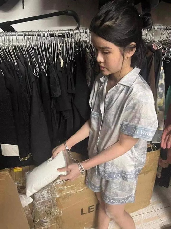 Giật mình với độ giàu có của hotgirl chia nhỏ 9,5kg ma túy giấu vào bỉm trẻ em Giật mình với độ giàu có của hotgirl chia nhỏ 9,5kg ma túy giấu vào bỉm trẻ em