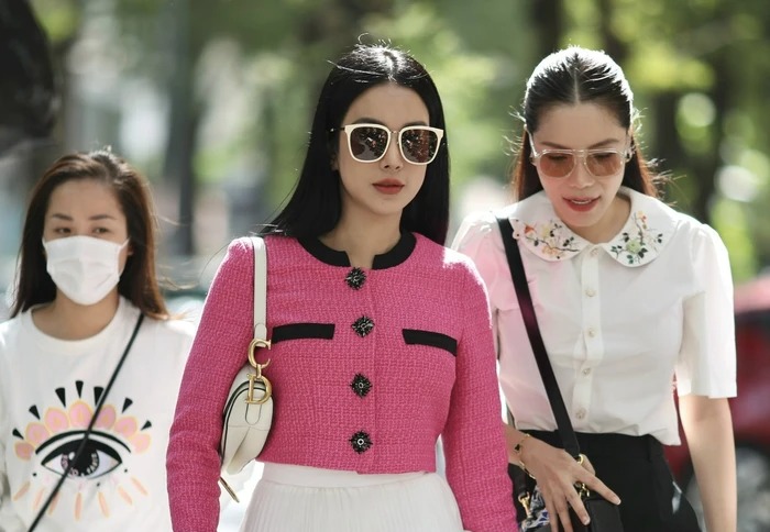 Diệp Lâm Anh khóc như mưa sau phiên tòa ly hôn, kết quả khiến nhiều người bất ngờ Diệp Lâm Anh khóc như mưa sau phiên tòa ly hôn, kết quả khiến nhiều người bất ngờ