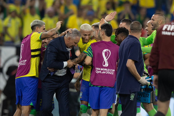 ĐT Brazil bị chỉ trích vì nhảy múa ăn mừng trêu ngươi ĐT Hàn Quốc - 1 ĐT Brazil bị chỉ trích vì nhảy múa ăn mừng trêu ngươi ĐT Hàn Quốc - 1