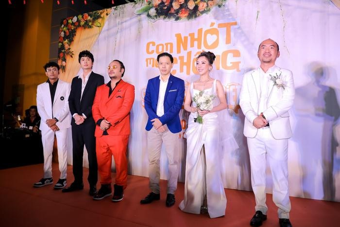 Theo Box Office Vietnam, tính đến thời điểm hiện tại Con Nhót Mót Chồng của Thu Trang đã gần chạm mốc 25 tỷ