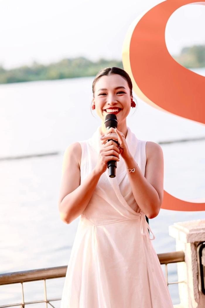 Một trong những hình ảnh mới nhất của MC Hoàng Oanh