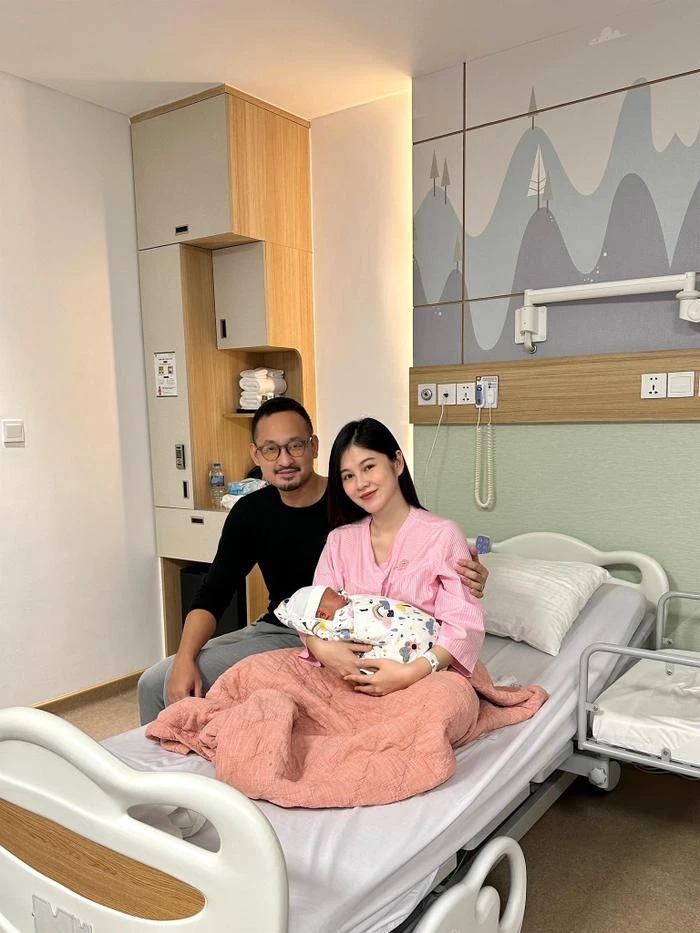 Tại thời điểm khi mới sinh con, MC Thu Hoài không giấu khỏi sự hạnh phúc vì đón quý tử vào dịp vô cùng đặc biệt trong những ngày cuối năm 2022