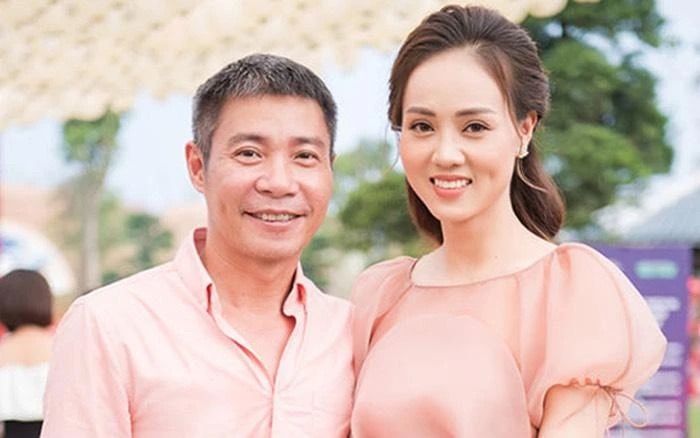 Ngọc Hà - bà xã NSND Công Lý được biết đến là người vợ chu đáo, quan tâm, chăm sóc chồng hết mực.