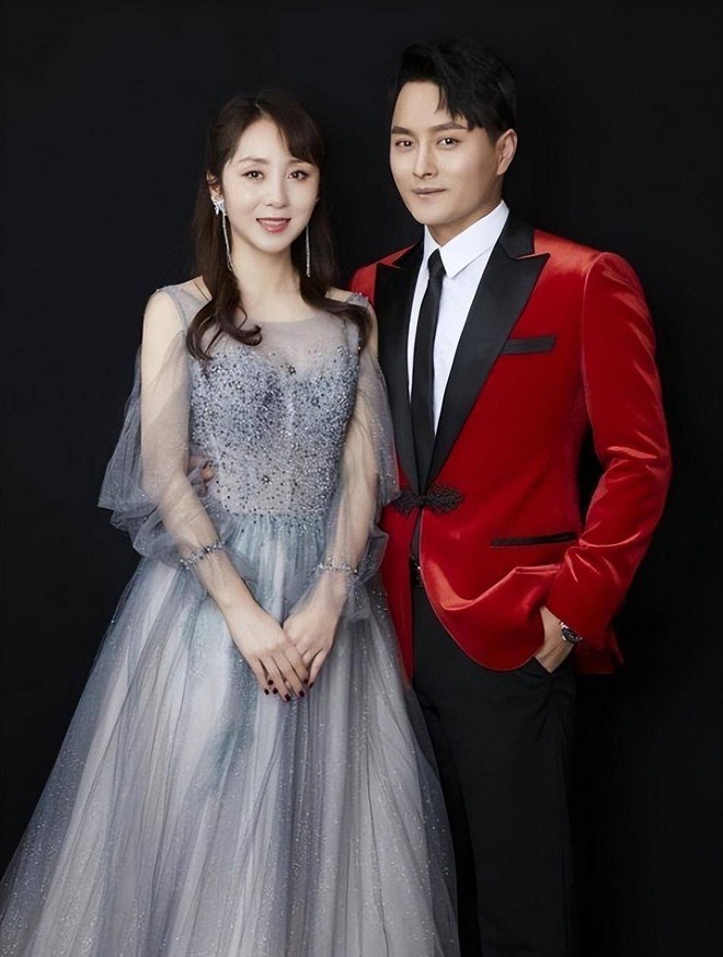 Đến nay, cặp đôi vẫn sống hạnh phúc bên nhau dù từng bị chỉ trích trong quá khứ.