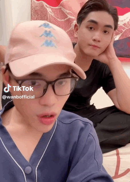 Wanbo Trần Huỳnh Phúc và Zane cho biết nguyên nhân dẫn đến sự ra đi đột ngột của Win là do tự sát và trầm cảm