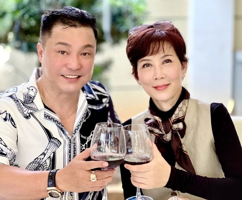 Bộ đôi diễn viên đình đám một thời hội ngộ sau nhiều thập kỷ.