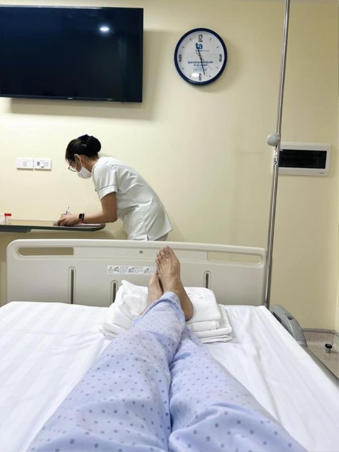 Nhiều khán giả không khỏi lo lắng cho tình trạng sức khỏe của Đàm Vĩnh Hưng