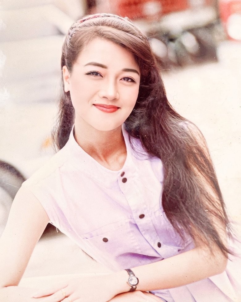 Nhan sắc thời trẻ xinh đẹp của Vân Dung, chẳng trách cô từng đi thi Hoa hậu.