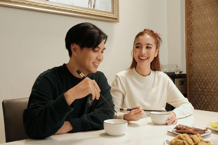 Kể từ ngày về chung một nhà, Tuệ Như là bếp chính trong gia đình.