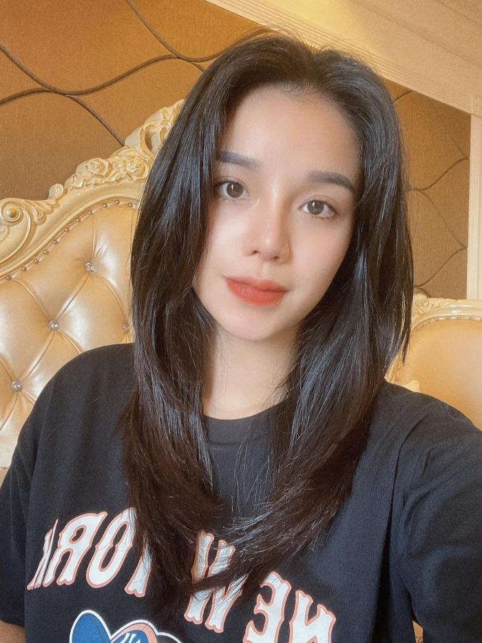 Thời điểm năm 2020, Nguyễn Khánh Linh cũng khiến netizen xôn xao khi có loạt động thái lạ.