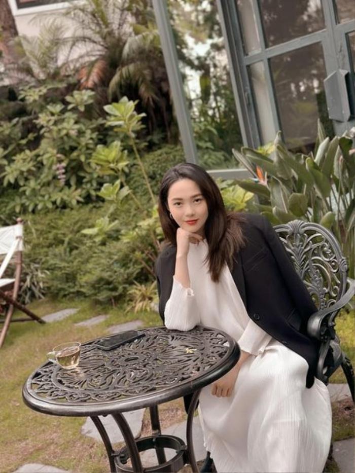 Khác với nhiều mẹ bầu Vbiz, Minh Hằng từng chia sẻ sẽ dành thời gian để đi du lịch cho đến tháng thứ 8 của thai kỳ