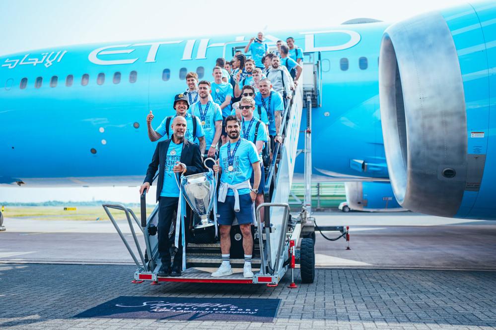 Pep Guardiola tuyên bố lớn sau cú ăn ba lịch sử - 1