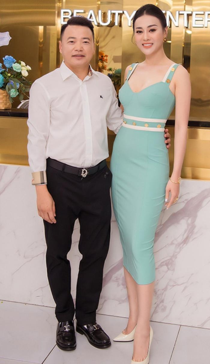 Chuyện tình của Phương Oanh và Shark Bình gặp nhiều 