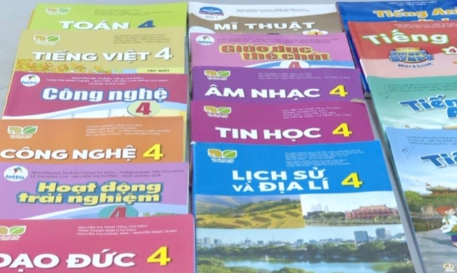 Nhà xuất bản công bố giá sách giáo khoa mới: Sách lớp 4,8 và 11 tăng gấp 2-3 lần - 1