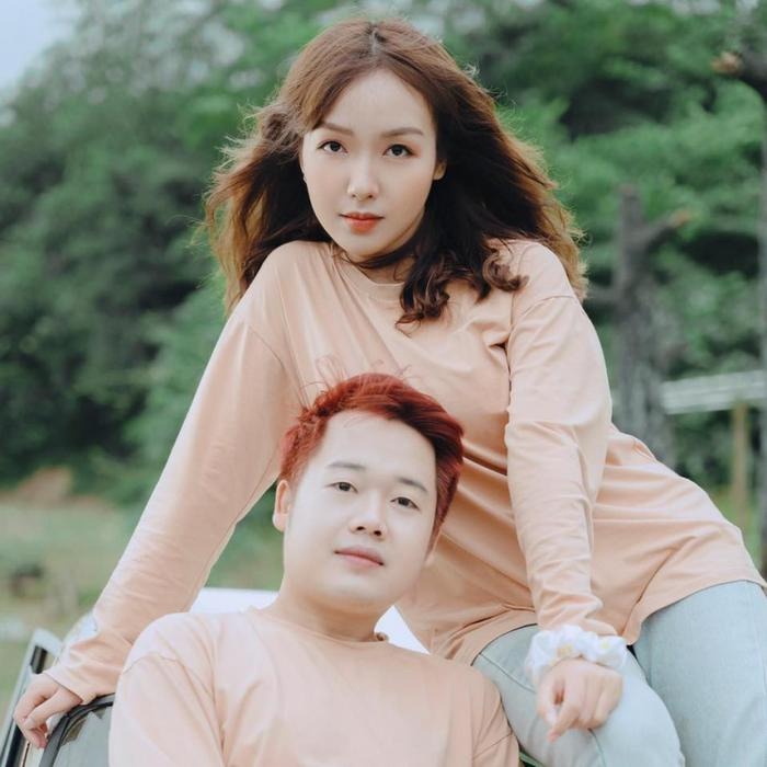 Chuyện tình của cặp đôi bỗng 