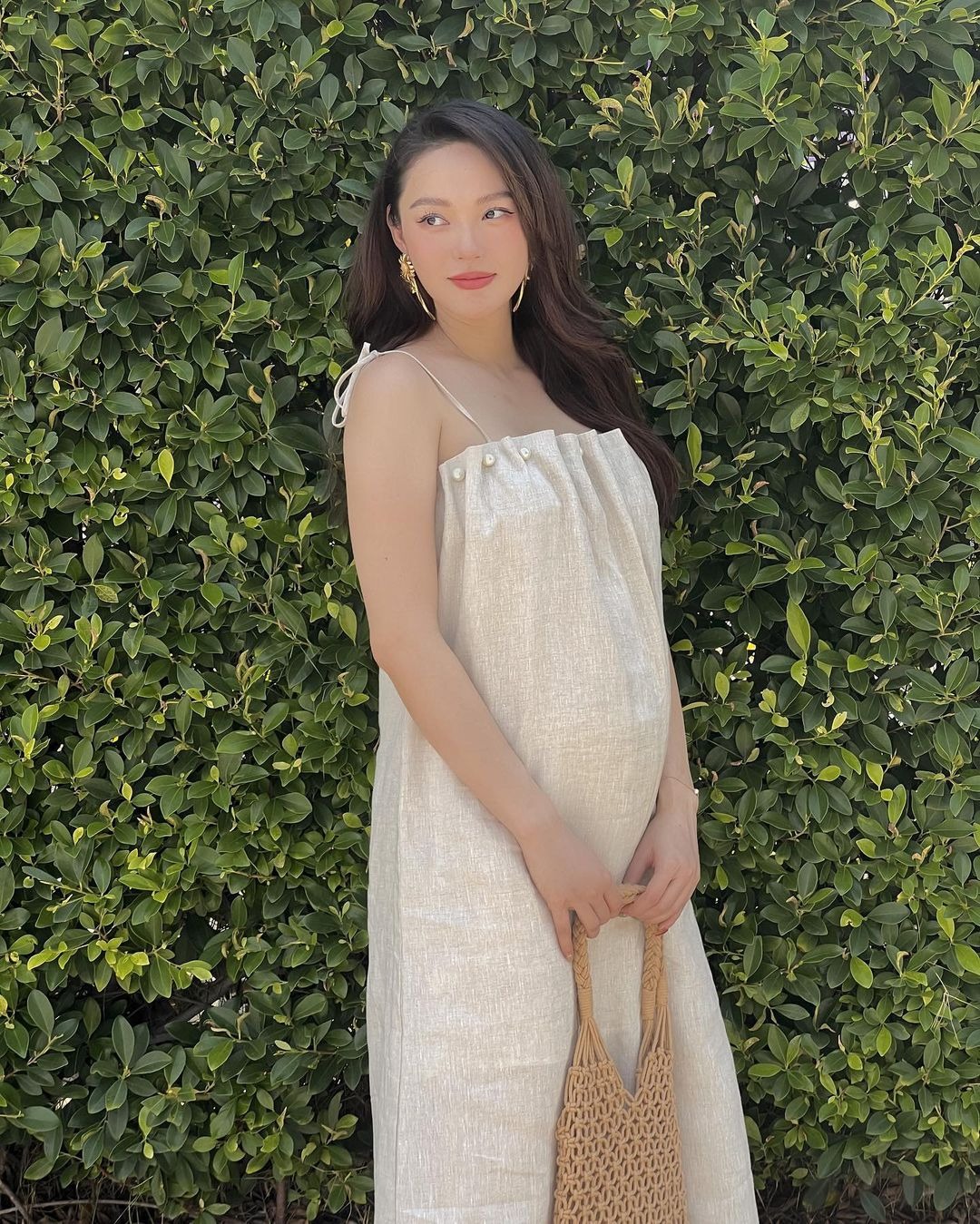 Minh Hằng khoe bụng bầu ở tháng thứ 7 - 1