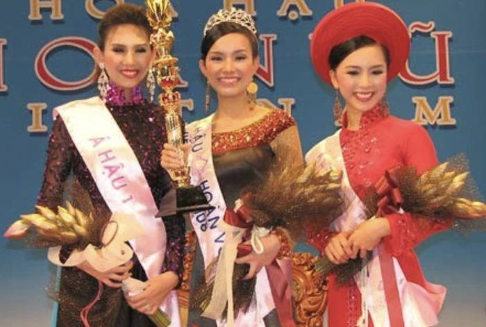 Võ Hoàng Yến đăng quang Á hậu 1 - Hoa hậu Hoàn vũ Việt Nam 2008. (Ảnh tổng hợp)