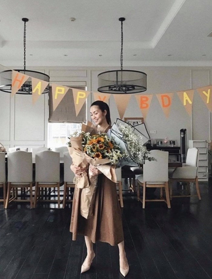 Tăng Thanh Hà sống trong biệt thự rộng rãi. (Ảnh: FBNV)