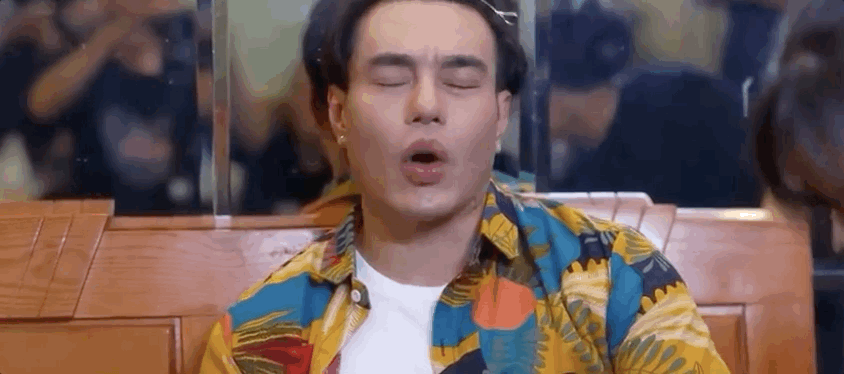 Thế nhưng nam diễn viên liền giải thích chỉ muốn Negav tốt hơn trong quá trình cùng làm việc