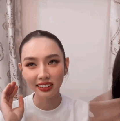 Tối ngày 2/7, Hoa hậu Thuỳ Tiên đã lên tiếng xin lỗi về sự việc trên. Cô cho biết bản thân là người vô tâm và chính cô cũng ghét tính cách đó của mình