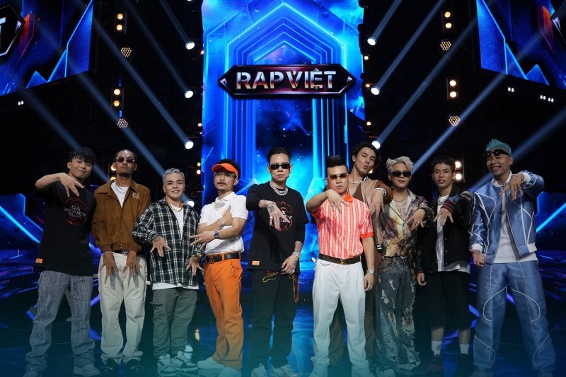 8 chiến binh team Andree Right Hand gồm: SMO, Dlow, Minh Lai, Rhyder, dubbie, STRANGE H, Shorty Thang, Richie D. ICY bước vào vòng thi đầy căng thẳng. Tuy vậy, với tinh thần và cá tính, các thí sinh đều chia sẻ họ đến đây không phải để thi đấu mà để 