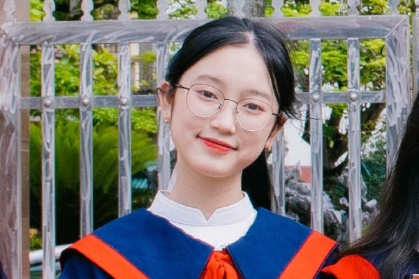 Cô bạn nhỏ bước vào kỳ thi với tâm lý thoải mái, ổn định và nắm đầy đủ kiến thức.