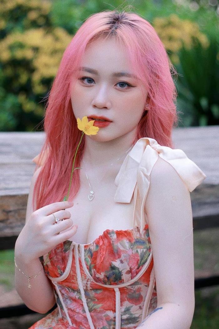 Từ một nữ TikToker 