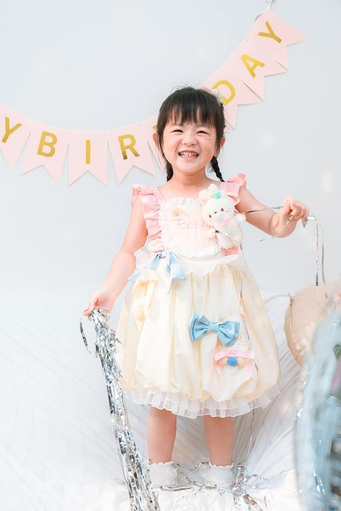 Những khoảnh khắc của cô công chúa nhỏ đã nhận được 