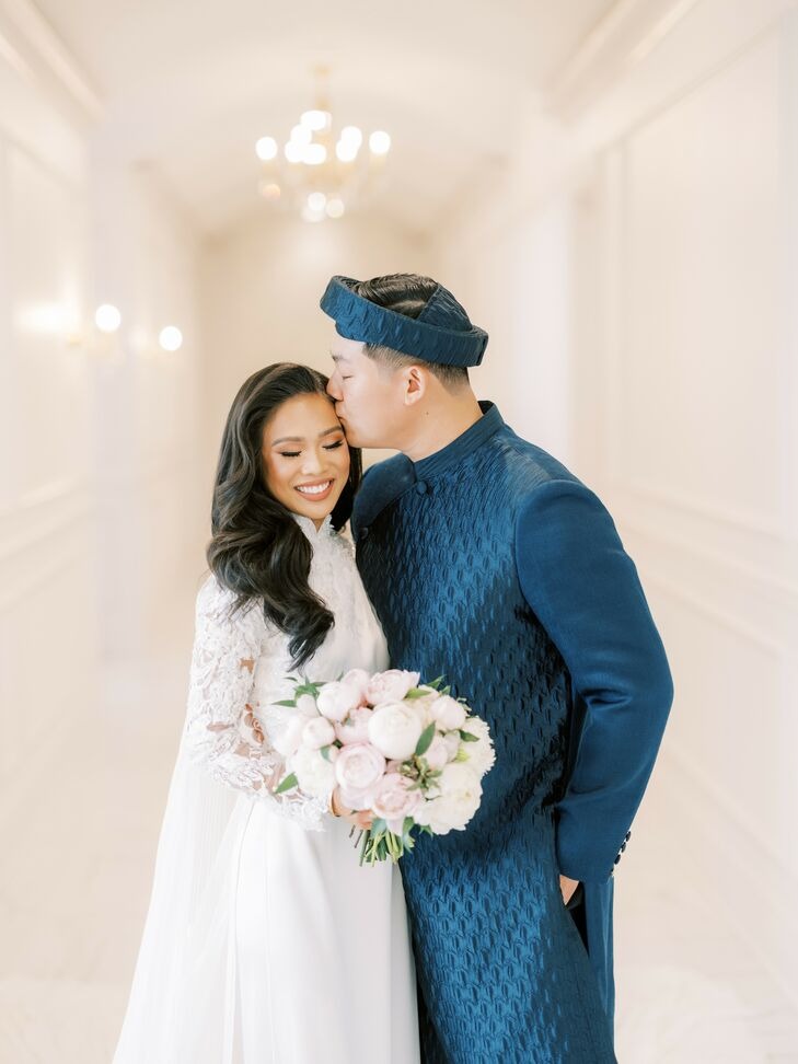 Cô dâu Hoàng Kim và chú rể Huang Van