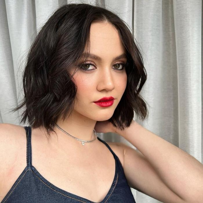 Kiểu tóc bob Ý chuẩn mực của Iris Apatow.