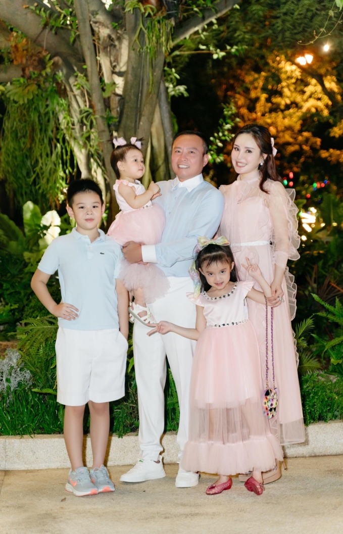 Trở lại sau khi "biến mất" khỏi mạng xã hội, cuộc sống của Vy Oanh hiện tại ra sao? - Ảnh 4.