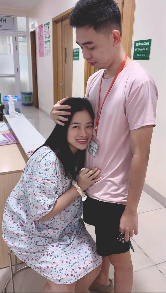 Đoàn Di Băng chia sẻ khoảnh khắc nữ bảo mẫu trước khi lâm bồn