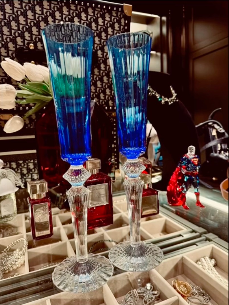 Đôi ly này ước tính có thể lên đến 30 triệu đồng.