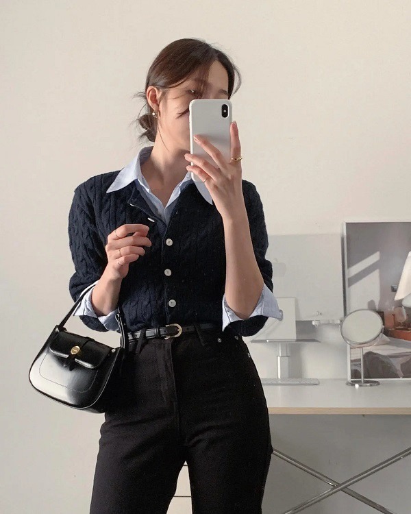 Công thức phối đồ này có tác dụng giữ ấm cơ thể và làm cho vẻ ngoài của chị em thêm phần mềm mại, nữ tính.