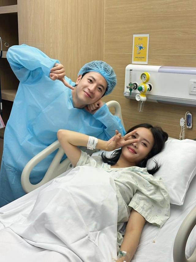 Phí Ngọc Hưng thông báo vợ vừa 