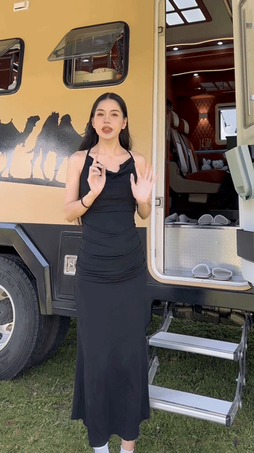 Cuộc sống du mục của gia đình Hằng khiến nhiều người thích thú