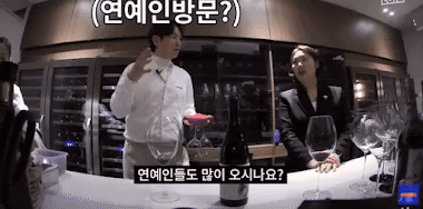 Người quản lý nhà hàng chia sẻ về câu chuyện 1 nam diễn viên lạm quyền và mắc bệnh ngôi sao