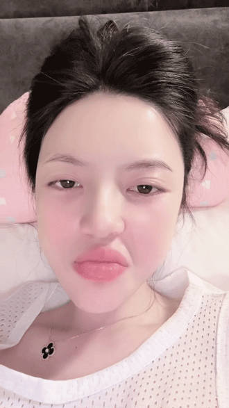 Chu Thanh Huyền dạo này dùng app hơi lố tay?