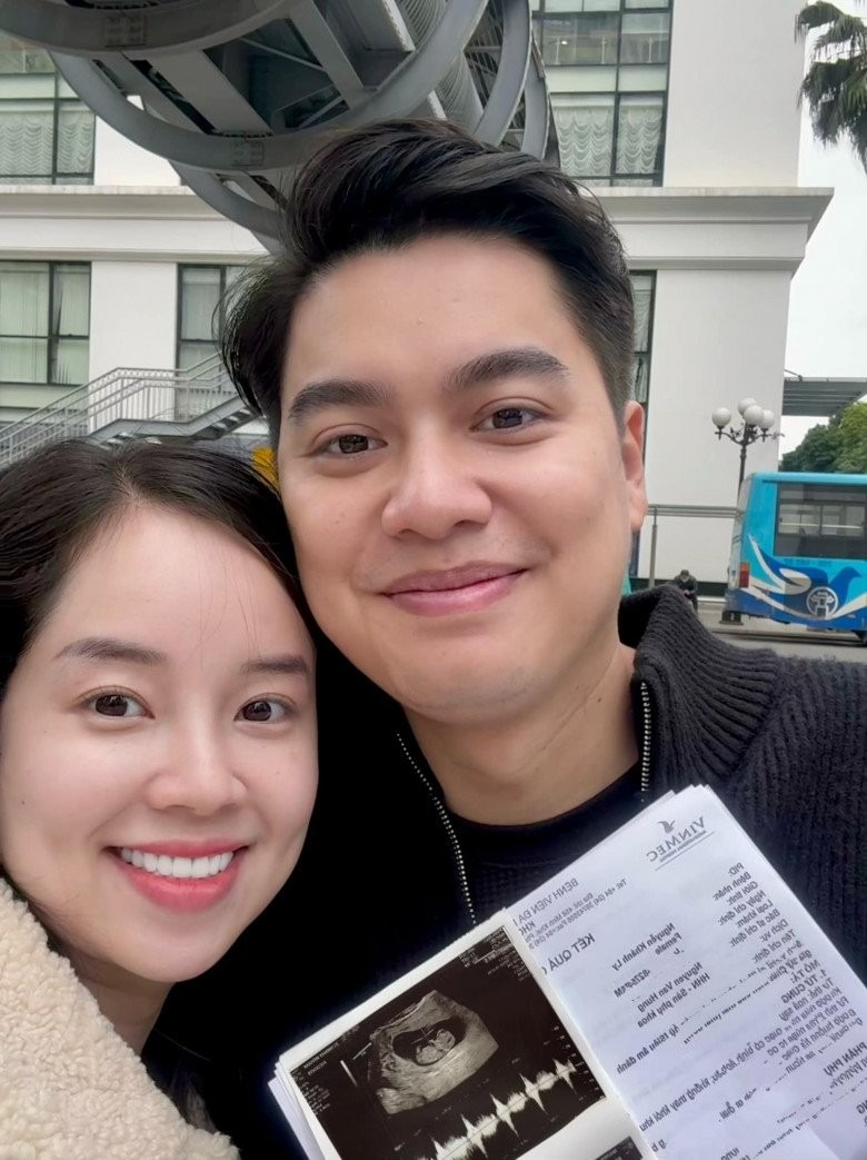 Ly Kute xác nhận mang thai với chồng Ngọc Sơn.